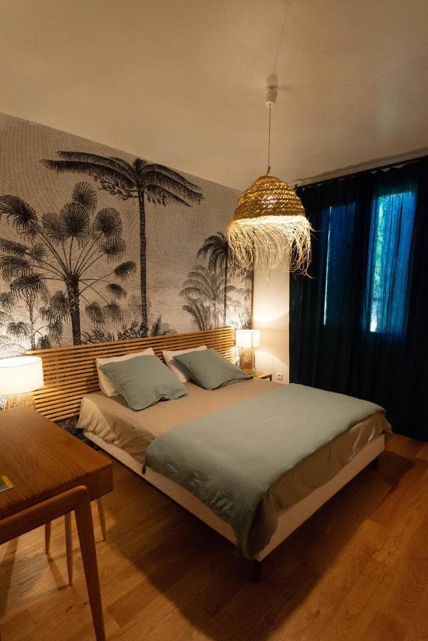 Chambres D'Hotes Les Baumes Saint-Quentin-la-Poterie Dış mekan fotoğraf
